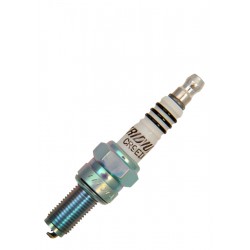 BUJIAS NGK IRIDIUM (CR9EIX) MOTO MISMAS APLICACIONES (4126) DADO 16MM